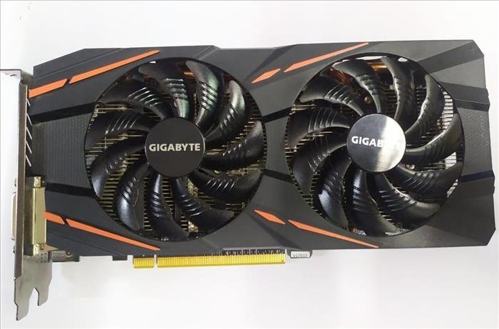 Tarjeta de video Gigabyte RX580 8Gb Usada