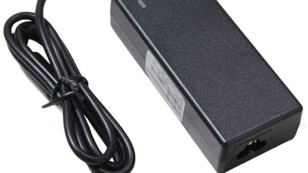 Cargador Dell  65W 19.5V 3.34A 7.4*5.0