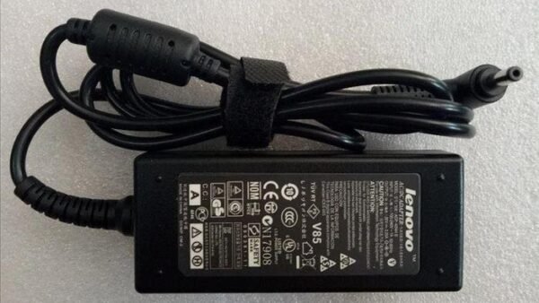 Cargador Lenovo  45W 20V 2.25A pin 3.0*1.0
