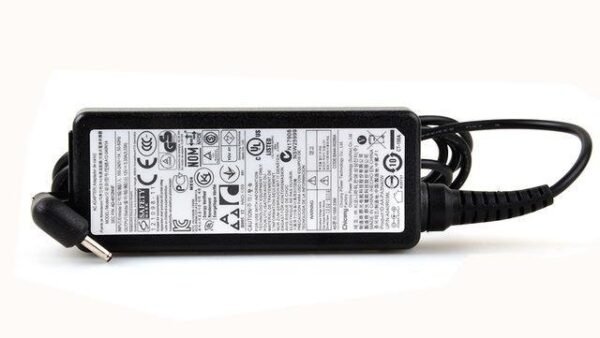 Cargador Samsung 40W 12V 3.33A 2.5*0.7