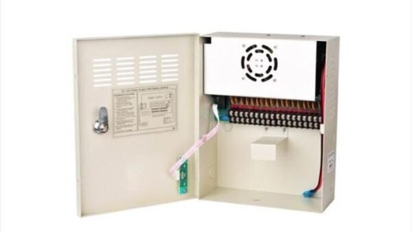 Fuente de alimentacion 12V 20A 18 CH con gabinete